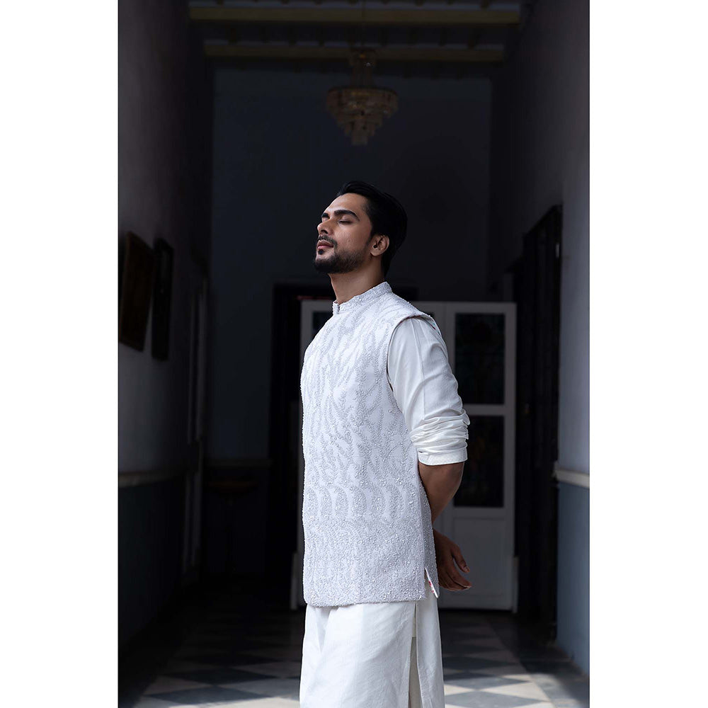 Aangan by Parul White Valor Kurta with Churidar and Nehru Jacket (Set of 3)