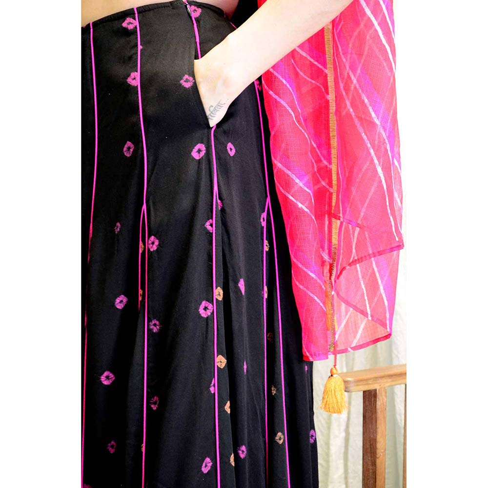 Aapro Label Black Bandhej Blouse With Lehenga & Dupatta (Set of 3)