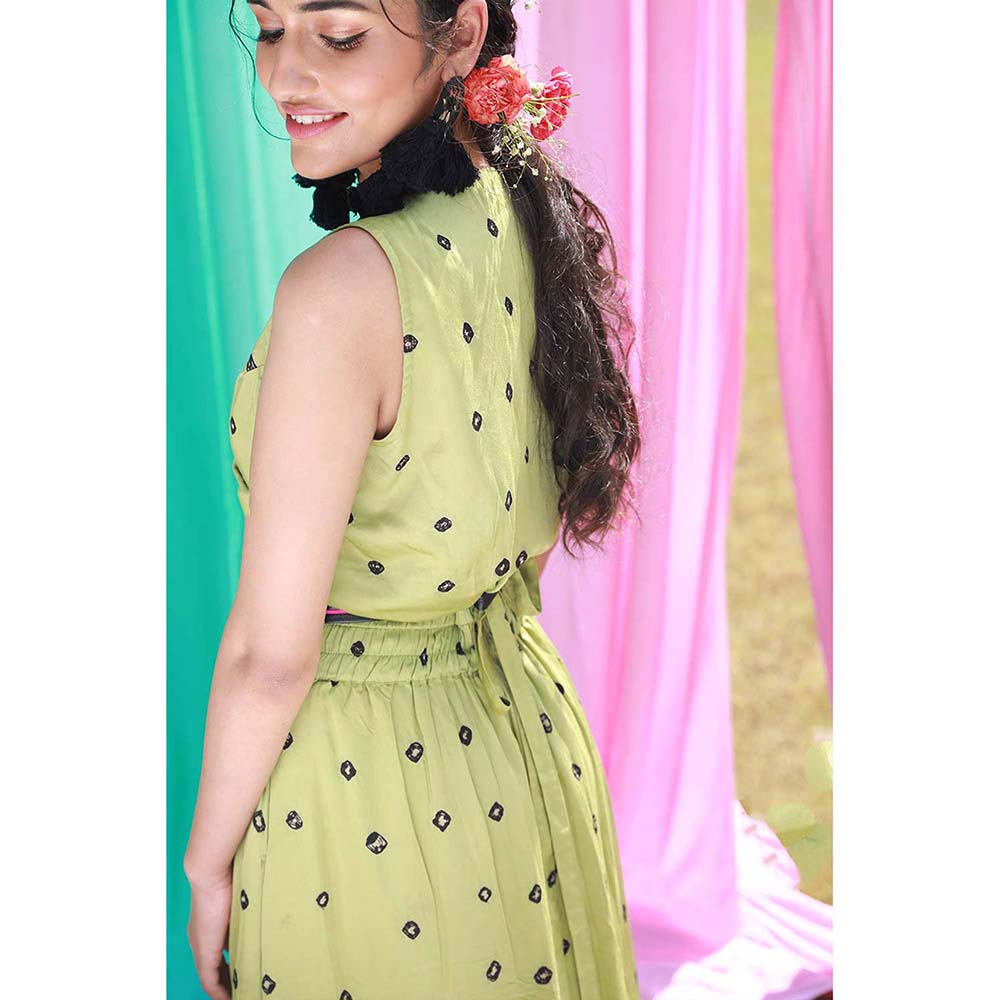 Aapro Label Green Waist Coat Skirt (Set of 2)