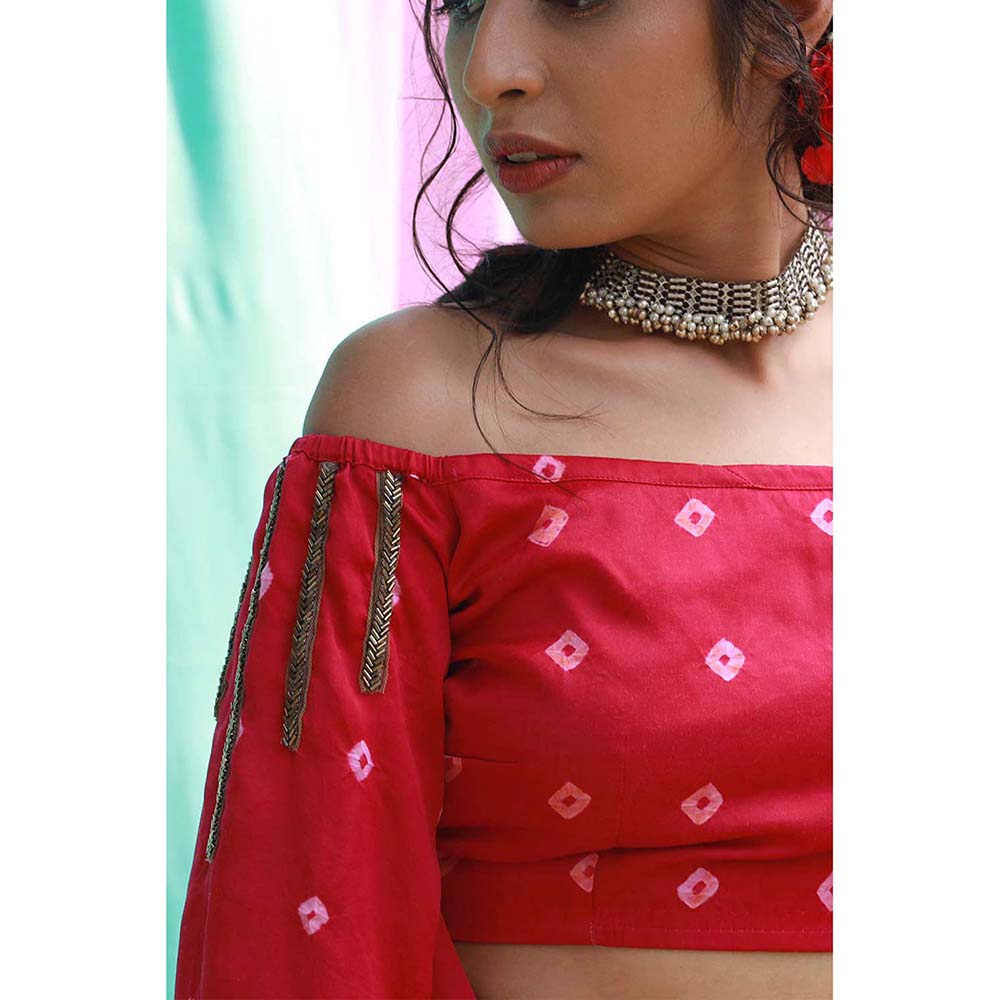 Aapro Label Green Cowl Skirt Saree With Off Shoulder Top (Set of 2)