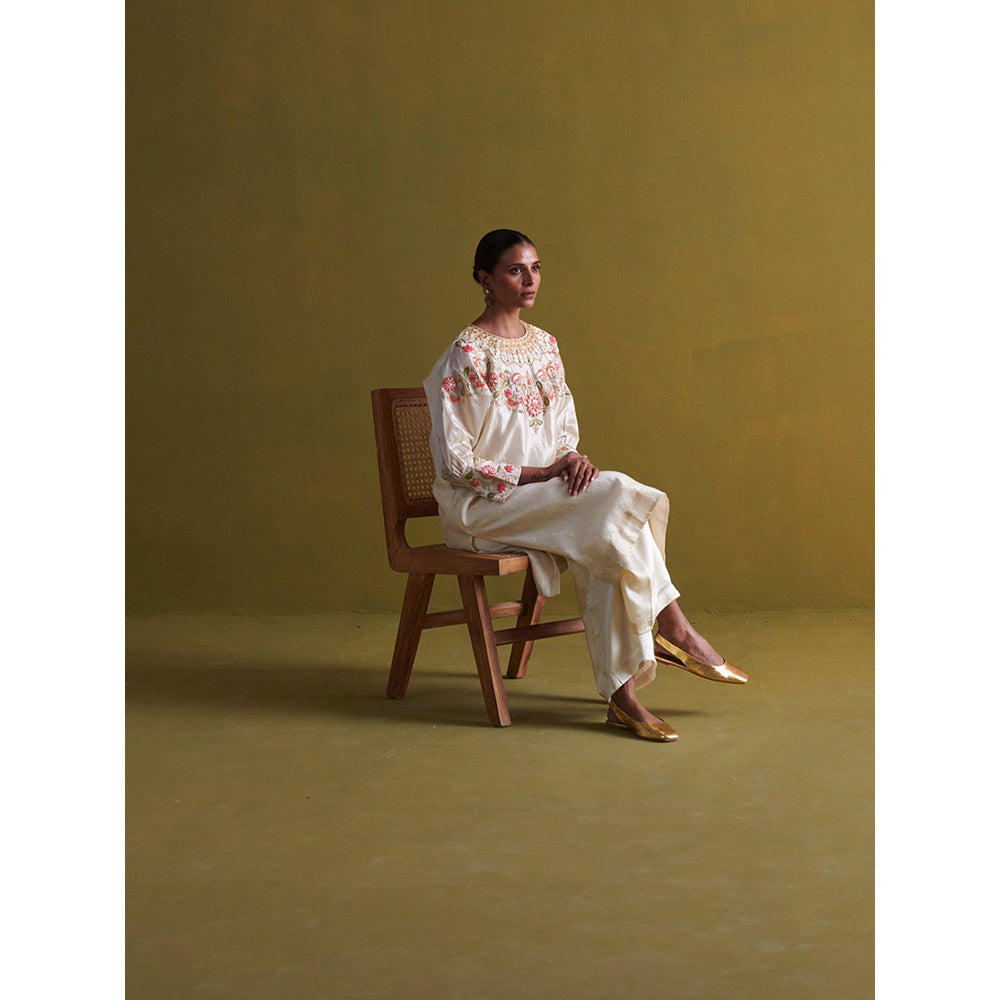 Aarti Sethia Studio Ivory Kurta with Pant (Set of 2)