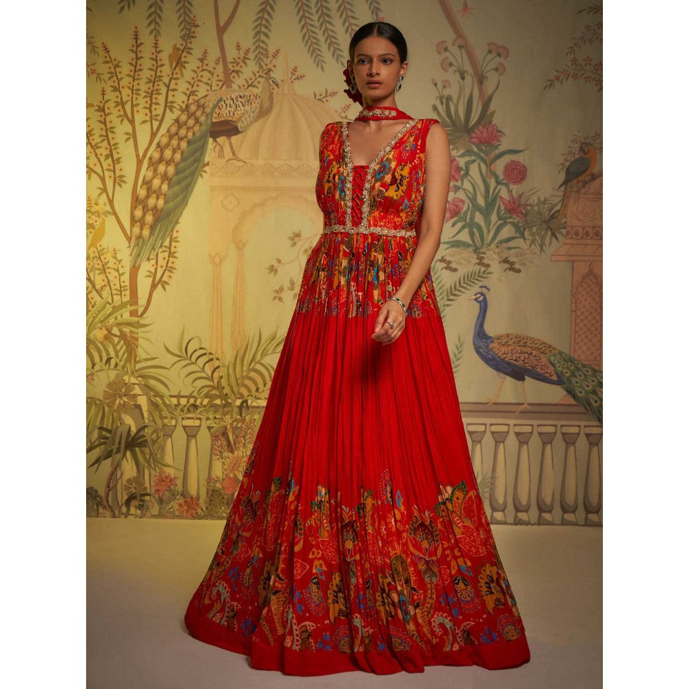 Aayushi Maniar Gathered Anarkali Kurta and Dupatta Red (Set of 2)