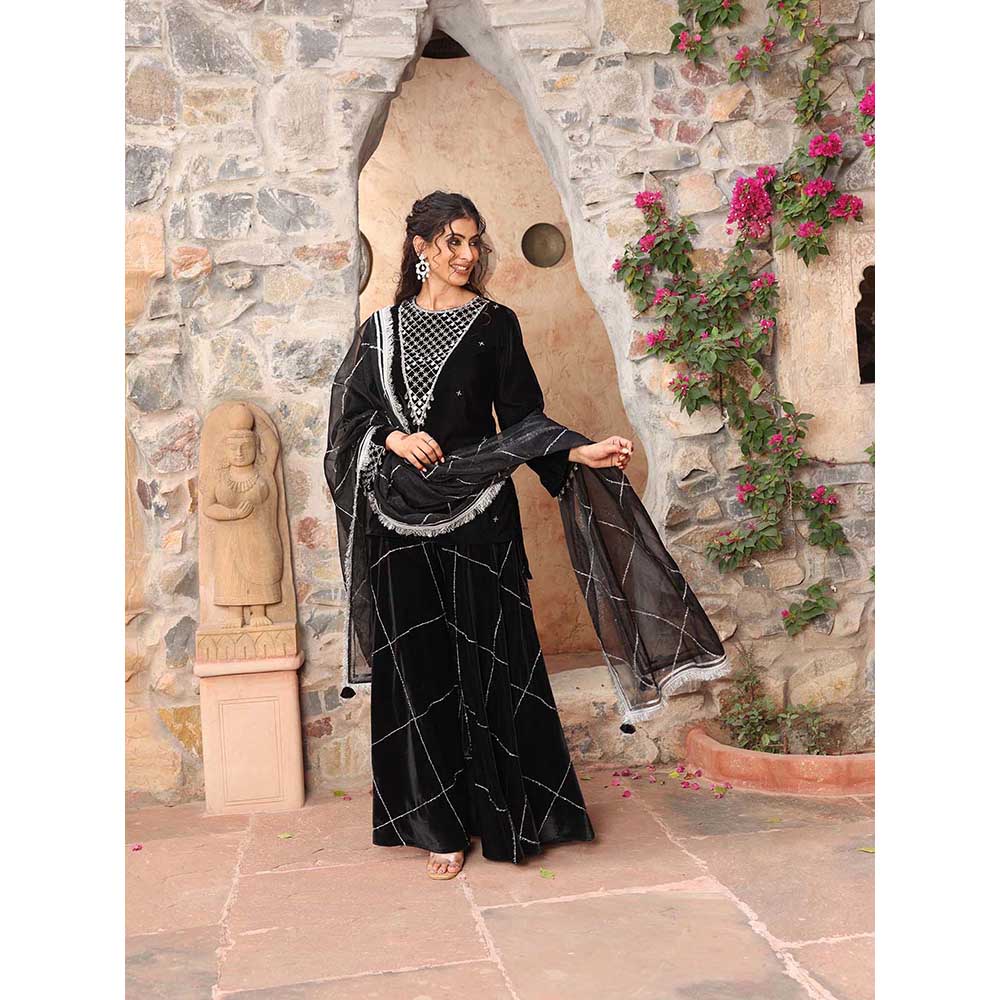 Ajiesh Oberoi Black Sharara with Kurta and Dupatta (Set of 3)