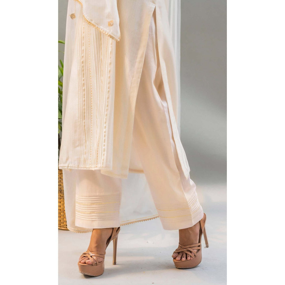 AM by Anita Mittal White Firefly Kurta with Pant and Dupatta