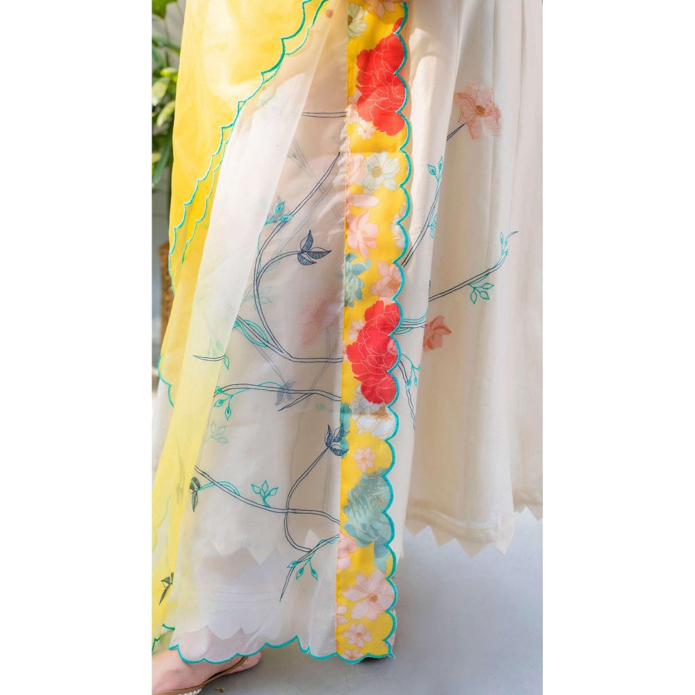 AM by Anita Mittal White Floral Applique Anarkali Kurta with Pant and Dupatta