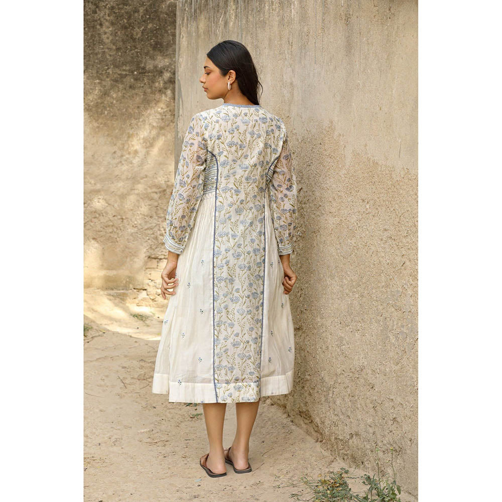 Amoree Off White Collared Loops Thread Embroidery Dress