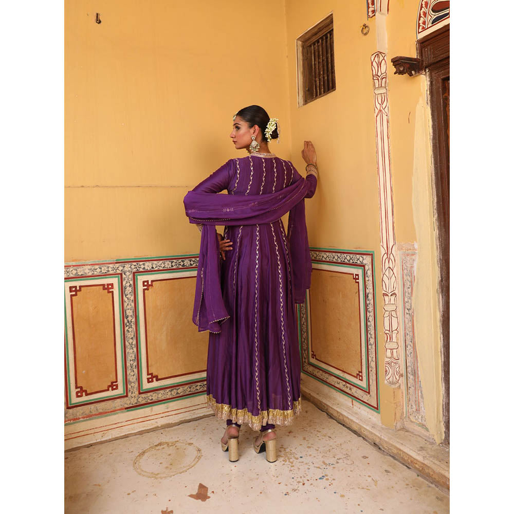 Amoree Kundan Embroidered Anarkali and Dupatta (Set of 2)