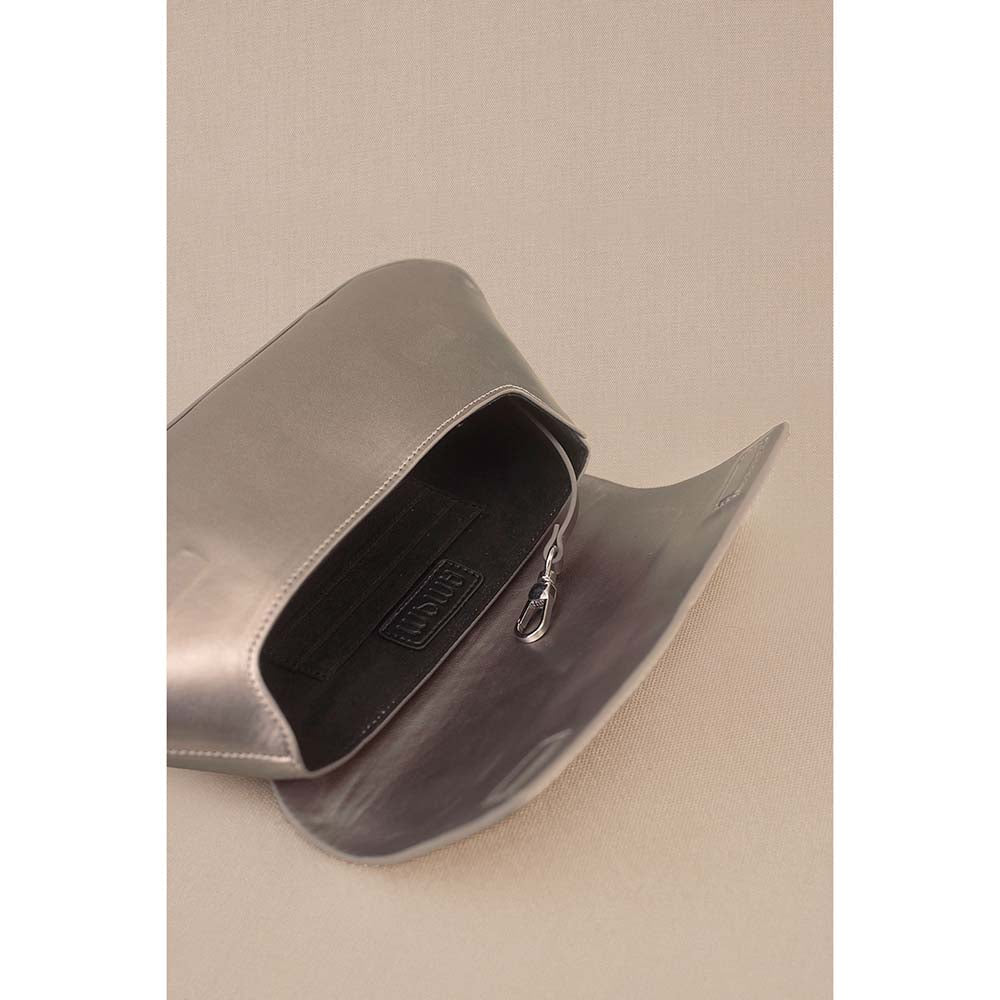 AMPM Azra Clutch Silver