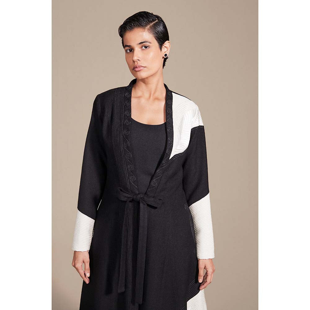 AMPM Zaira Black & White Embroidered Jacket
