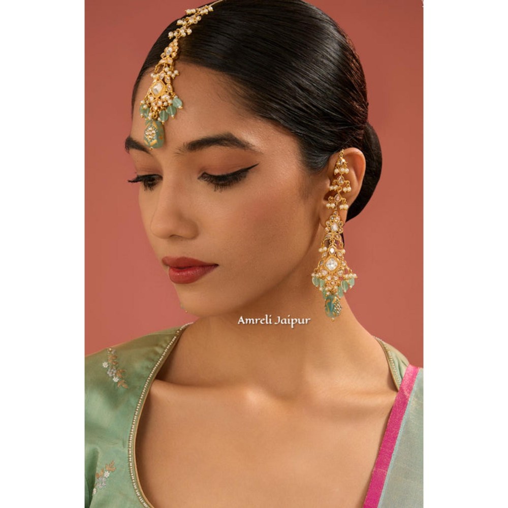 Amreli Jaipur Aiesha Polki Kundan Green Earrings with Maangtika