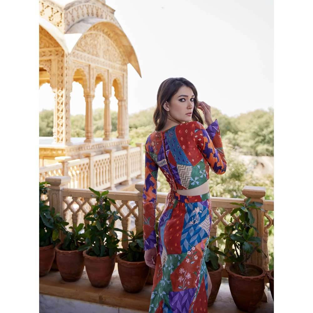 Amrood Multi-Colour Crop Top with Skirt (Set of 2)