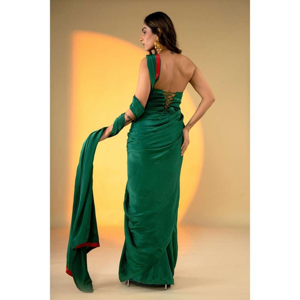 Amrood Evergreen Embroidered Pre-Stitched Saree with Stitched Blouse
