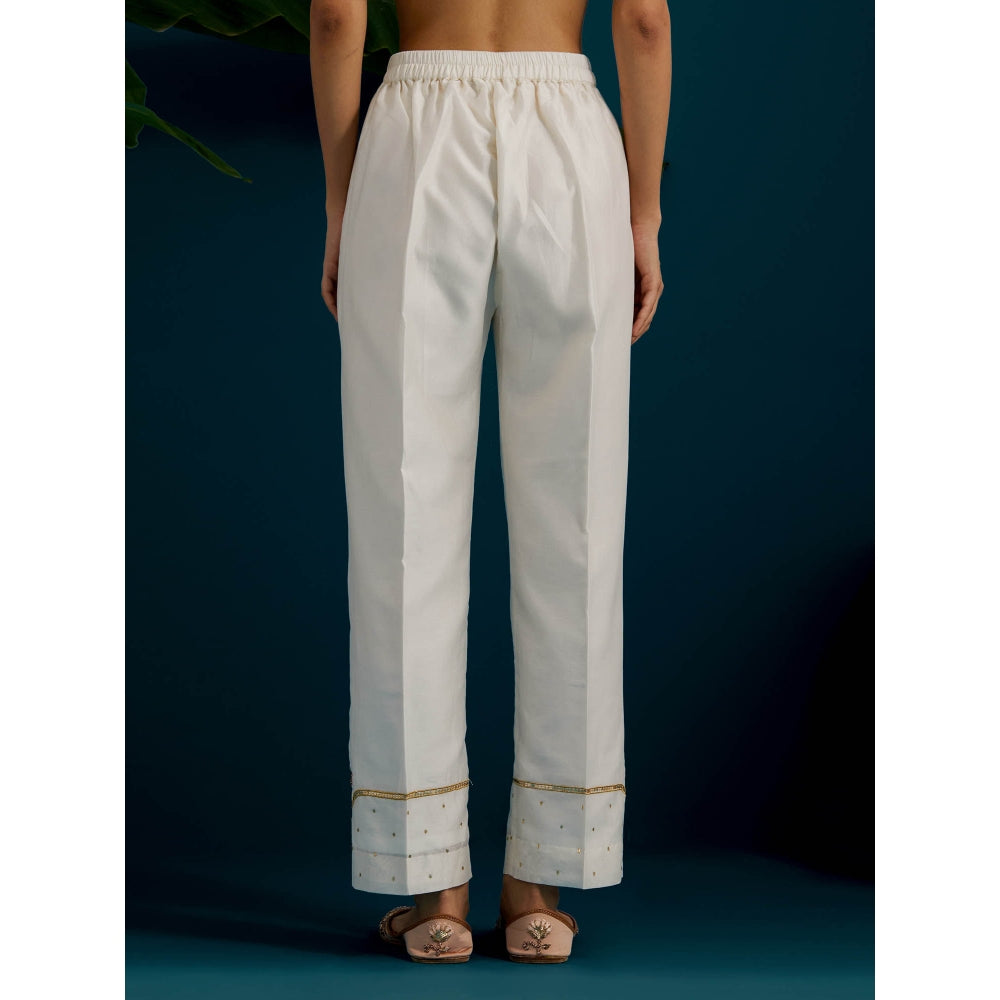 Anantaa by Roohi Trehan Off White Round Neck Long Yoke Kurta with Pant (Set of 2)