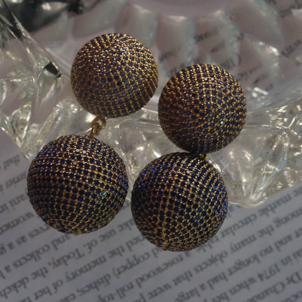 ANUSHKA JAIN JEWELLERY Chandelier Earring