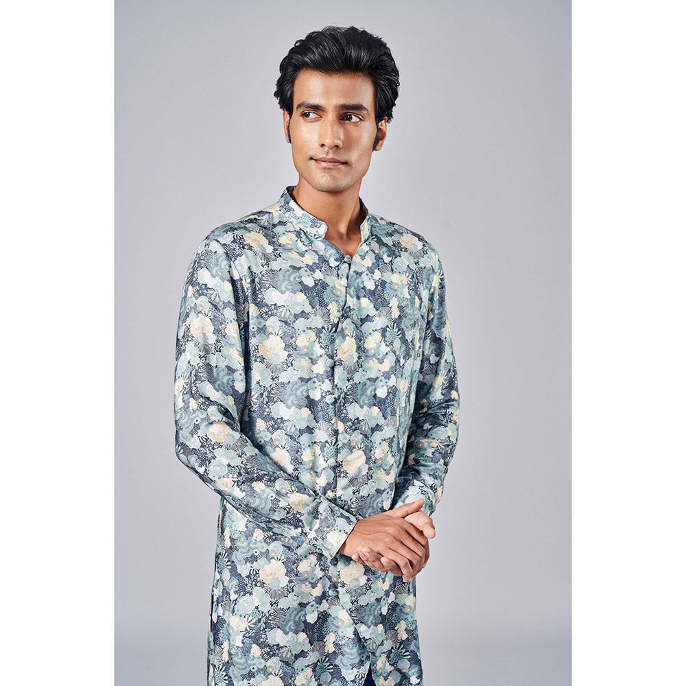 Arjun Kilachand Printed Asymmetrical Kurta (Set of 2)