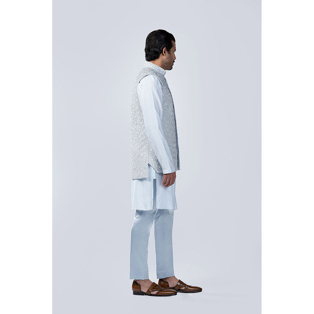 Arjun Kilachand Resham Thread and Silver Bead Emb Bundi (Set of 3)