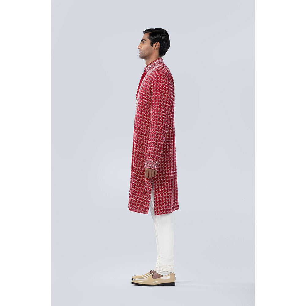 Arjun Kilachand Chikankaari Kurta