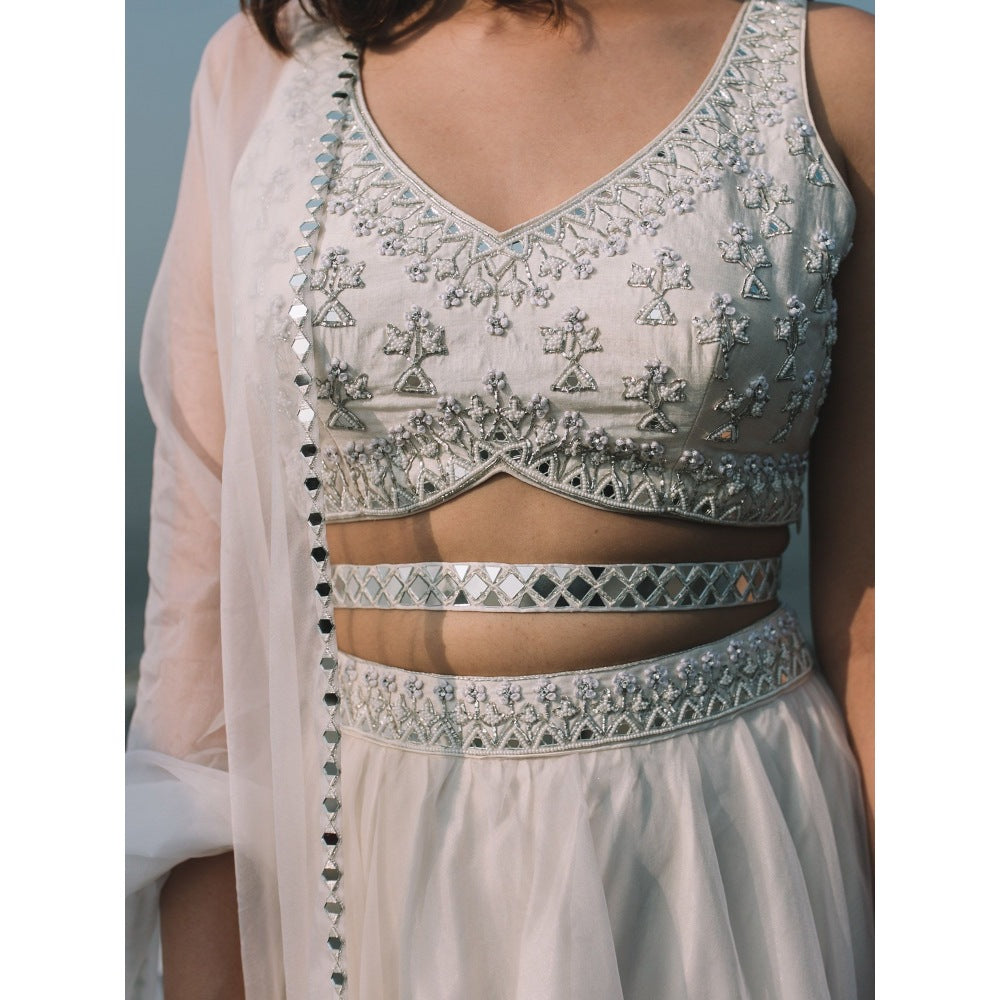 Asaga Ivory Embroidered Stitched Blouse-Lehenga and Organza Dupatta with Belt (Set of 4)