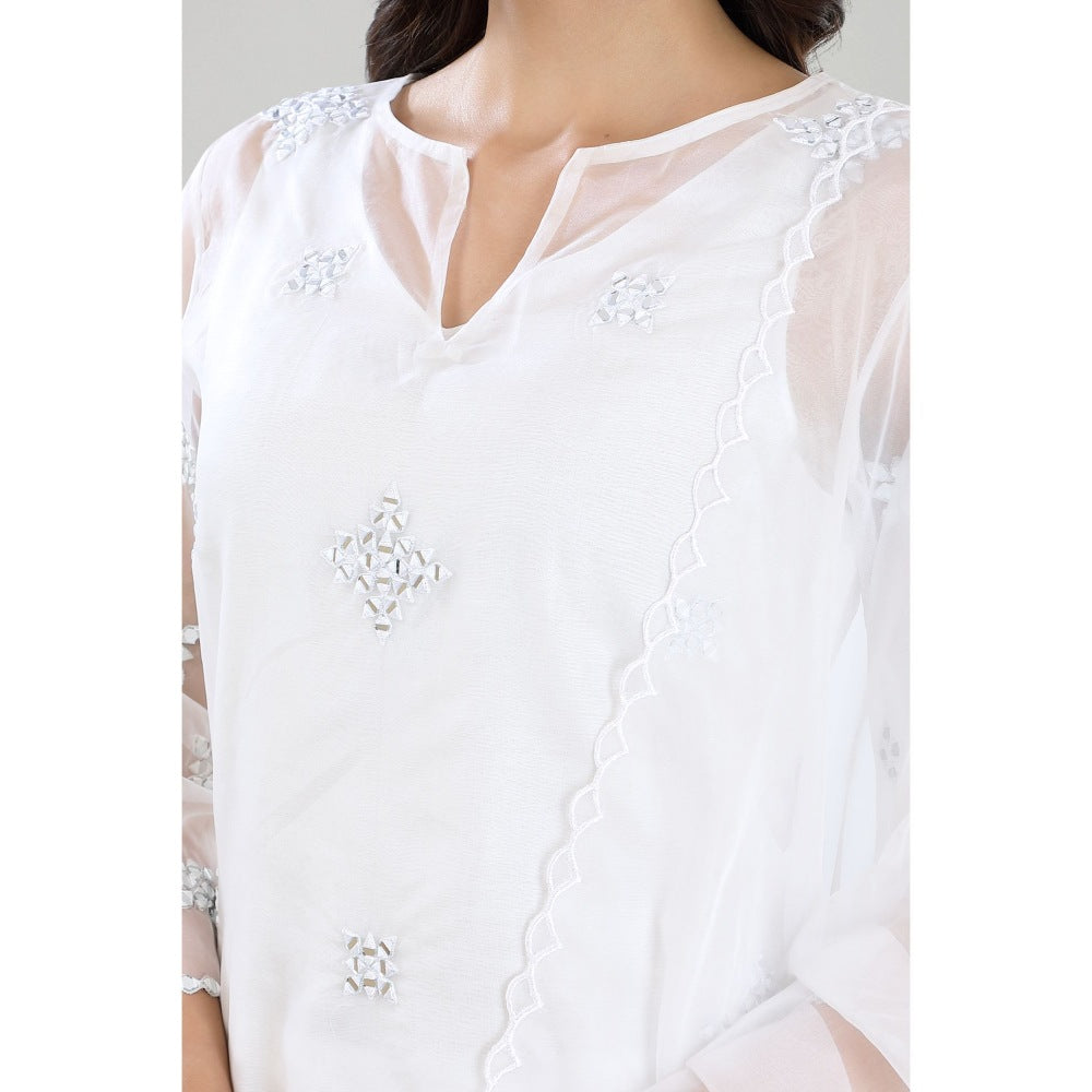 Asaga Ravhiya White Organza Mirror Embroidered Kurta with Pants and Dupatta (Set of 4)