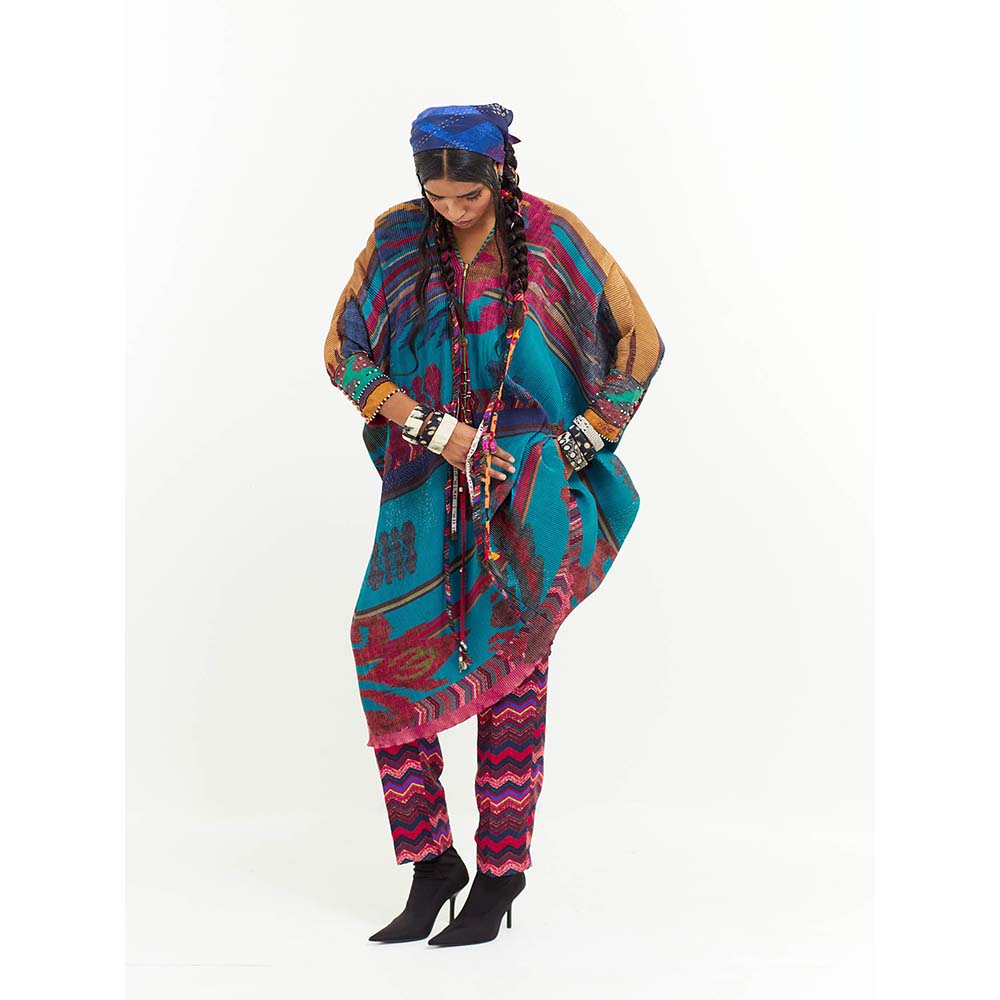 Aseem Kapoor Ritu Kaftan Kurta