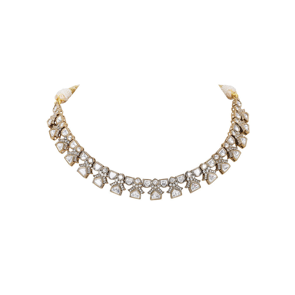 Auraa Trends High-Quality Materials Elegant Necklace with Earrings