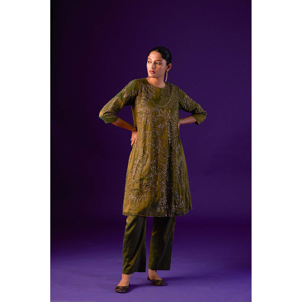 AURUL Dark Green Embroidered Kurta with Pant and Dupatta (Set of 3)