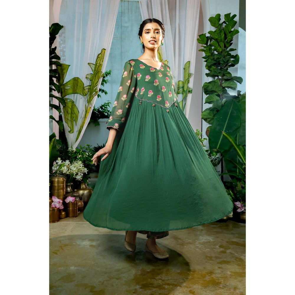 Baise Gaba Revathi Green Anarkali Kurta with Pant (Set of 2)