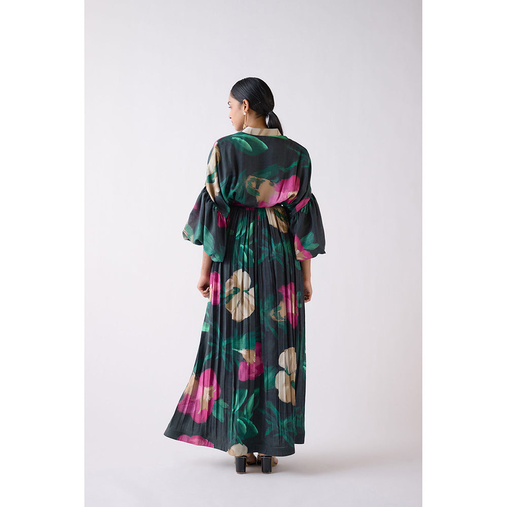 Basanti Kapde aur Koffee Multi-Color Muslin Floral Dress