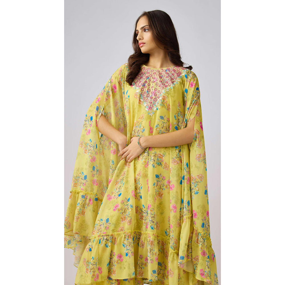 Basanti Kapde aur Koffee Yellow Floral Print Sharara With Cape And Bustier