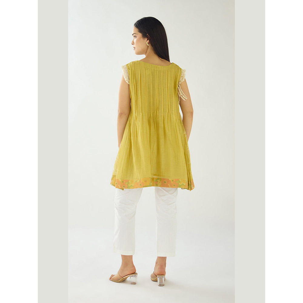 Basanti Kapde aur Koffee Mustard Haven Cotton Embroidered Top