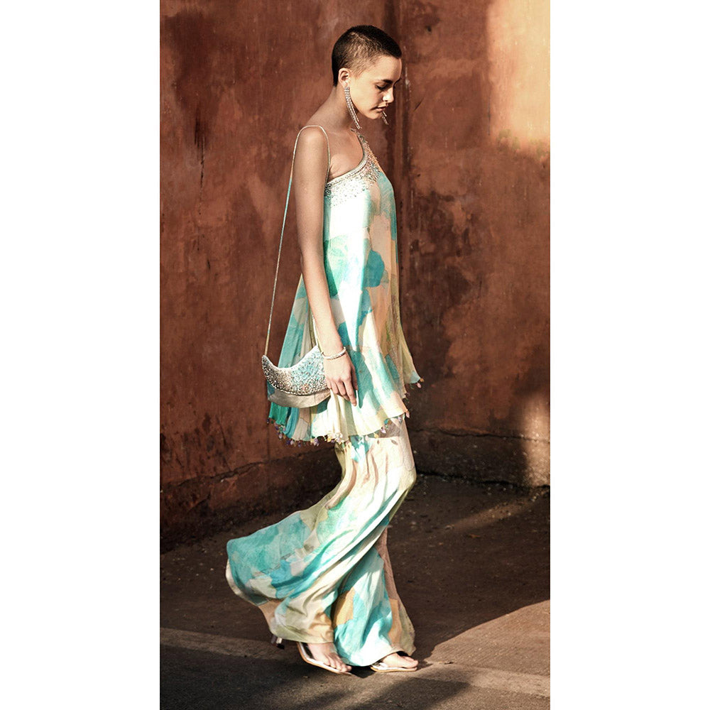 Basanti Kapde aur Koffee The Aqua Resort Printed Kurta with Sharara