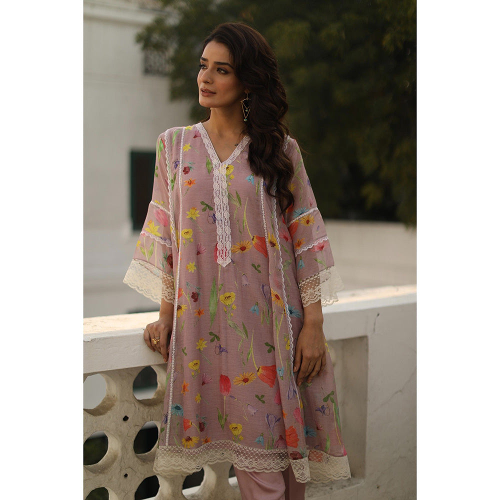 Begum Pret Azra Rose Kurta (Set of 3)