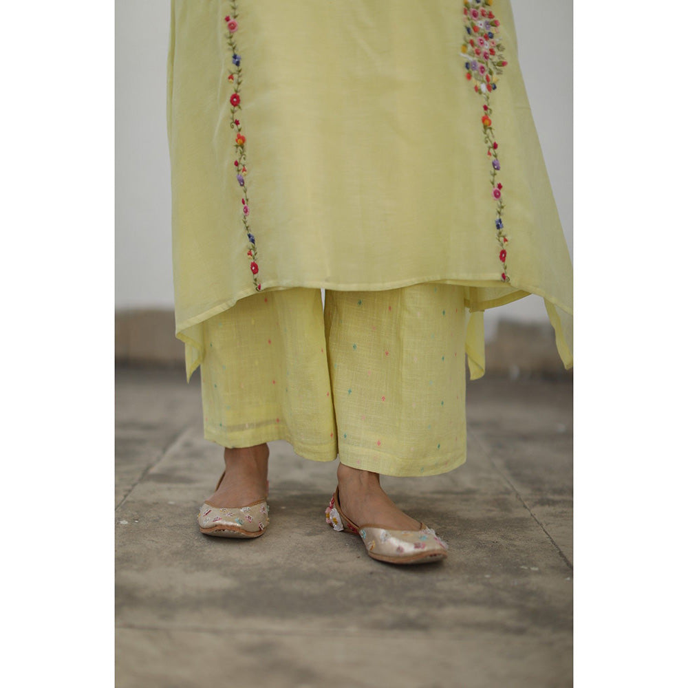 Begum Pret Shikara Lemon Kurta (Set of 4)