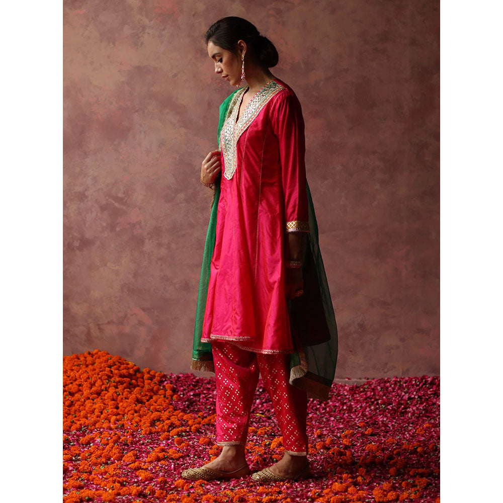 Begum Pret Rumi Pink Green Kurta (Set of 3)