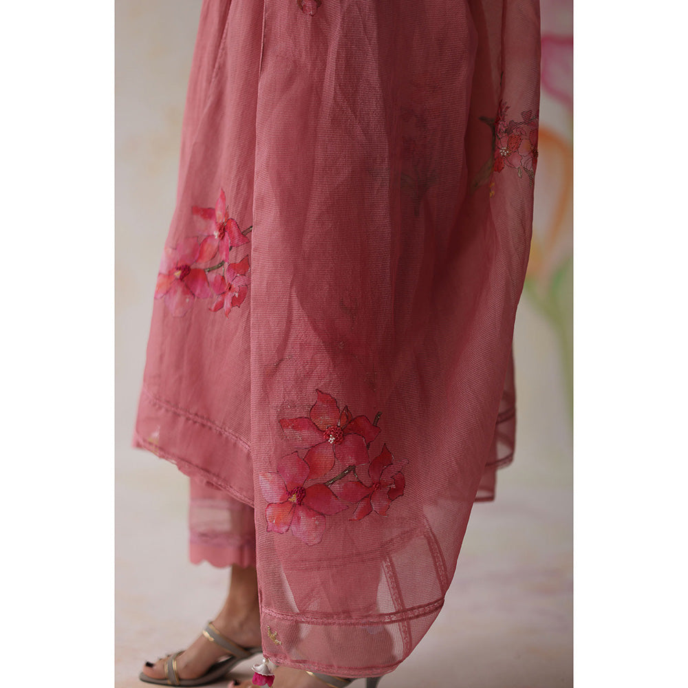 Begum Pret Pink Nargis Kurta with Pant with slip and Dupatta (Set of 4)