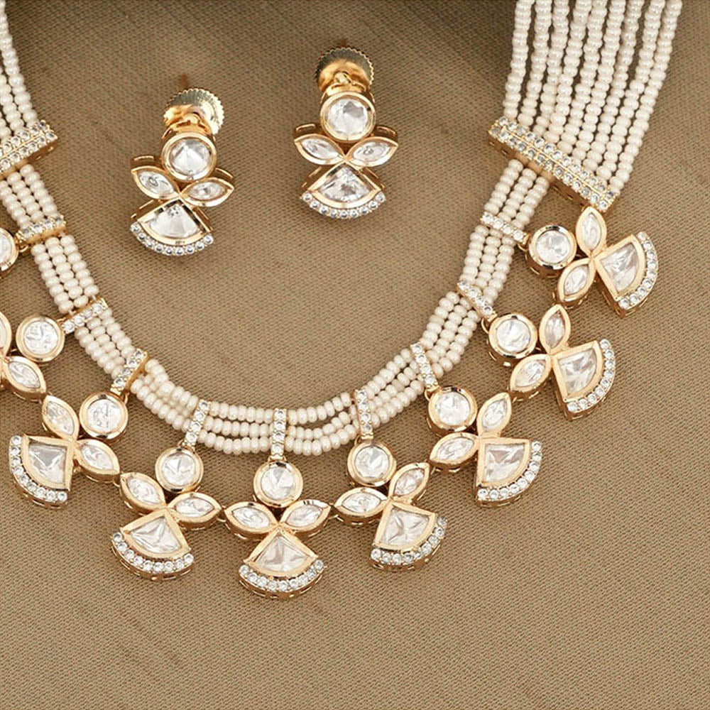 Beryachi Vaidehi Pearls Necklace and Earrings