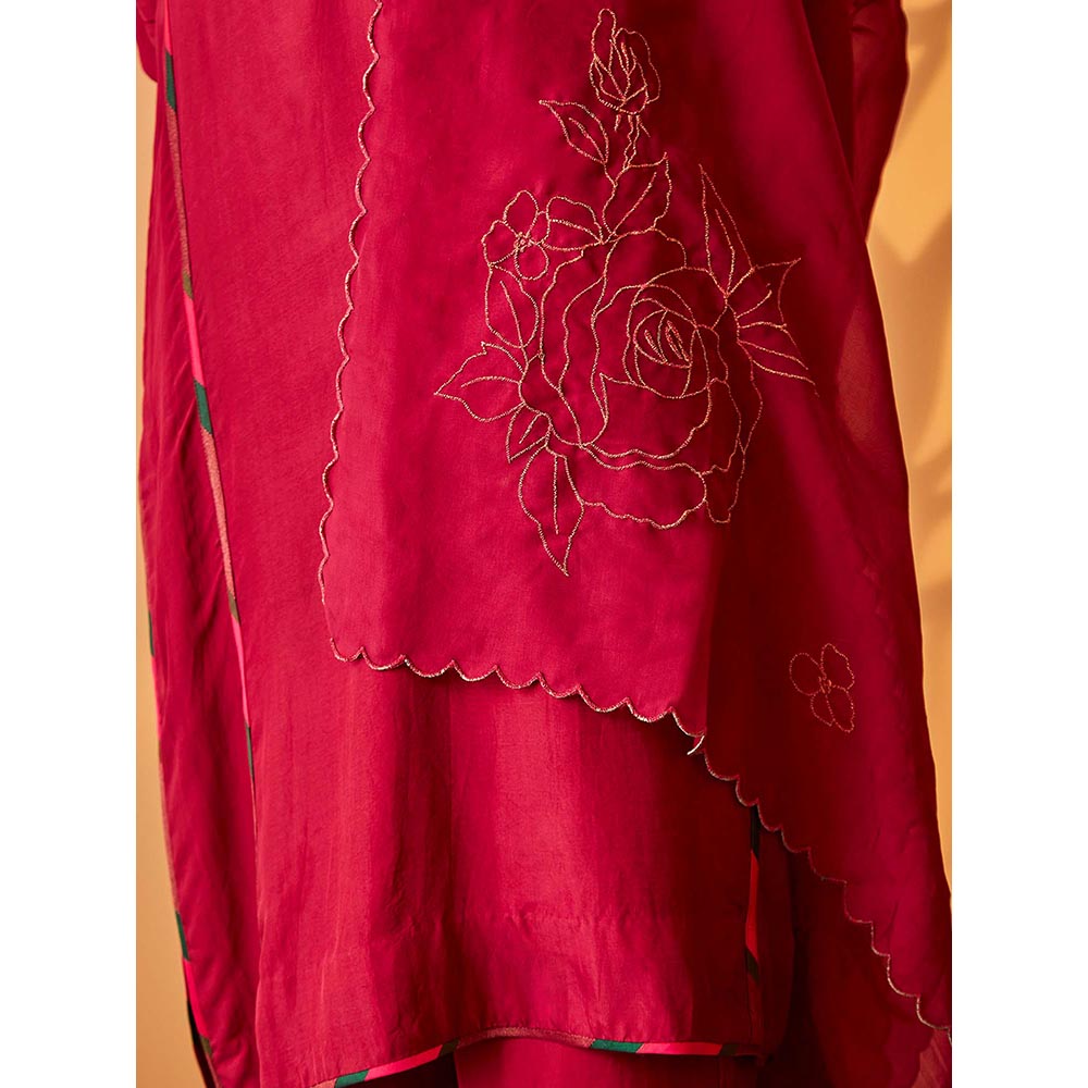 Bo Tree Magenta Saher-E-Dil Kurta with Pant and Dupatta (Set of 3)