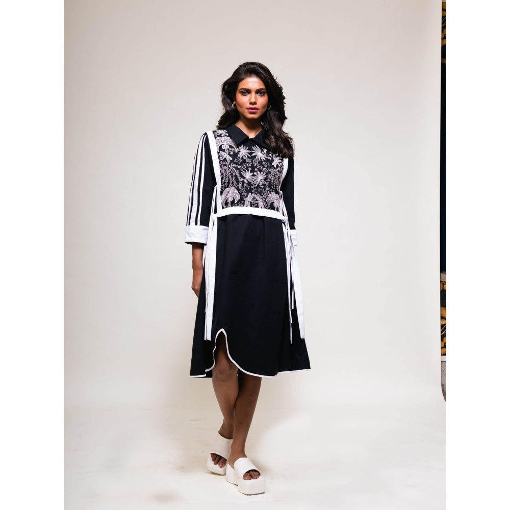 September Spring Wilderness Dress In Black