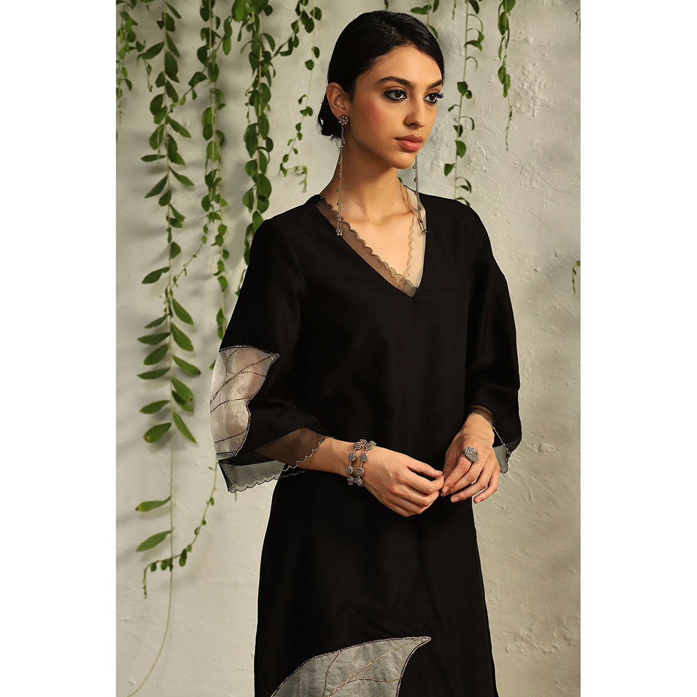 Charkhee Black and White Chanderi Straight Kurta with Pants and Dupatta (Set of 3)