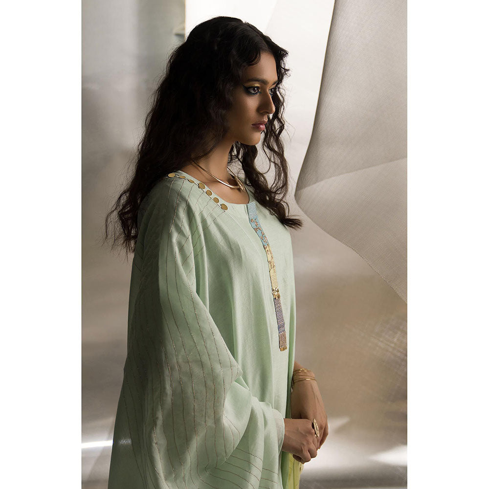 Charkhee Green Mis'R Embroidered 3/4Th Sleeve Kurta with Pant and Dupatta (Set of 3)