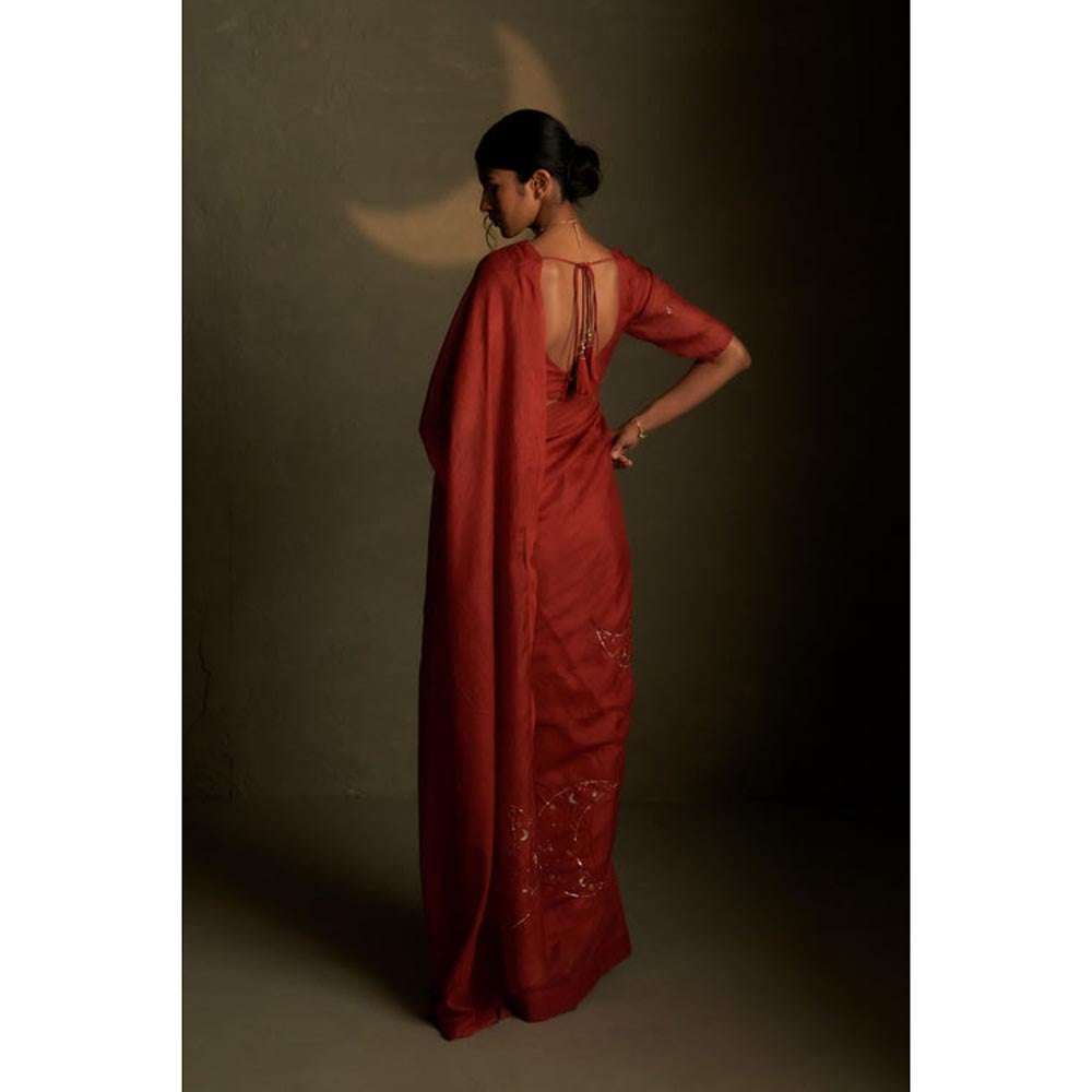 Charkhee Mul Embroidered Zari Rust Saree with Stitched Blouse