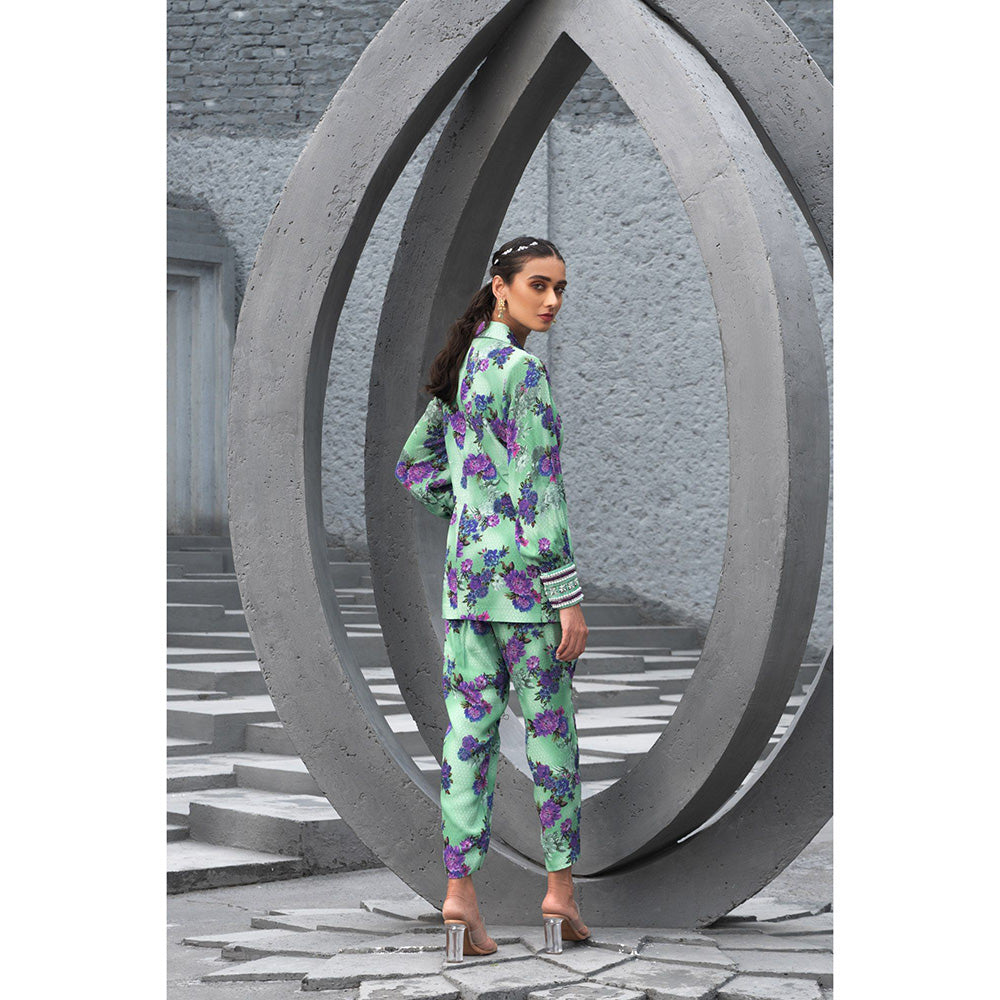 Chhavvi Aggarwal Women Floral Green Jacket with Pant (Set of 2)