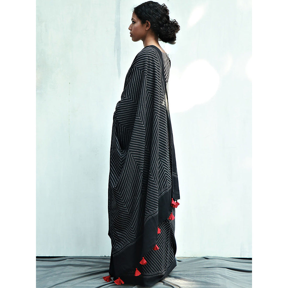 Chidiyaa Nightingale Cotton Saree Fmtm with Unstitched Blouse