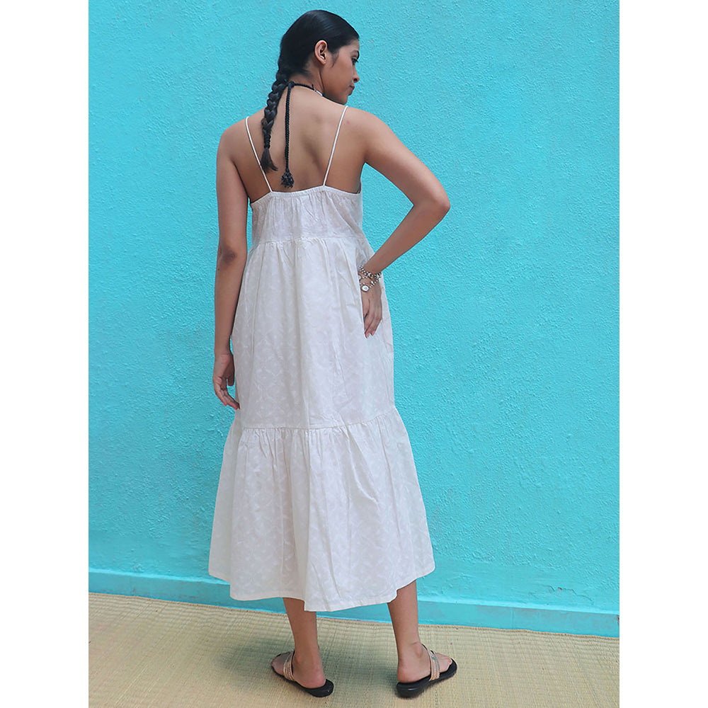 Chidiyaa Safed Abha Cotton Midi Dress