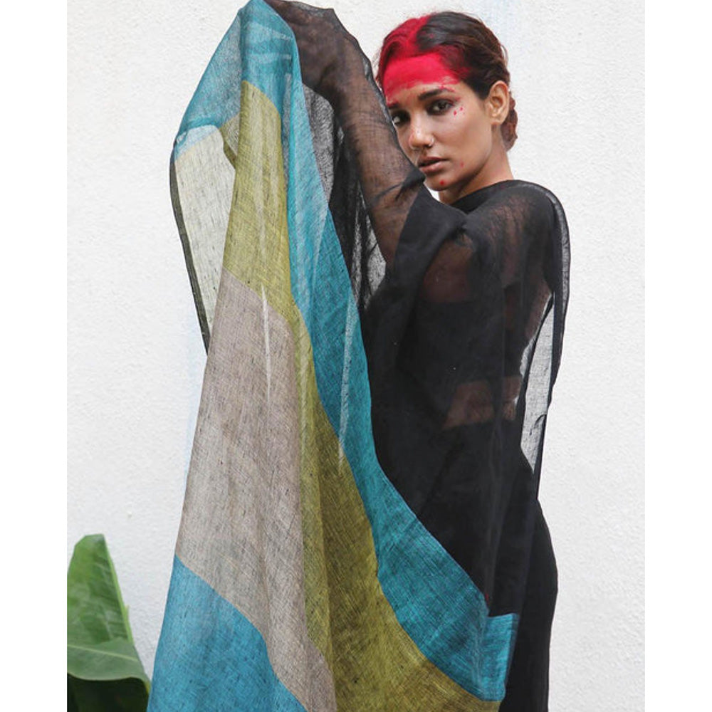 Chidiyaa Virupakshi Black Handwoven Linen Saree with Unstitched Blouse - Kali