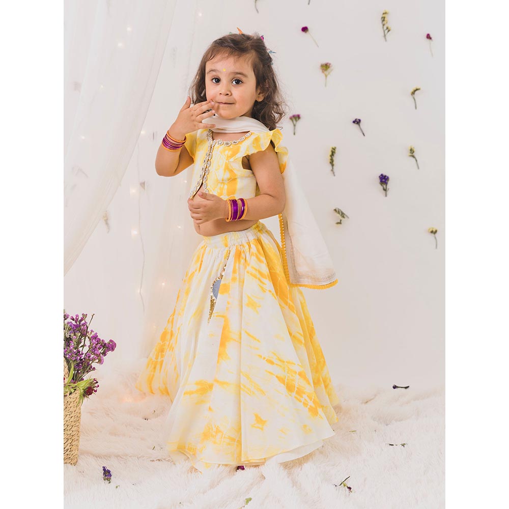 Chotibuti Yellow Silk Tie and Dye Lehenga Set