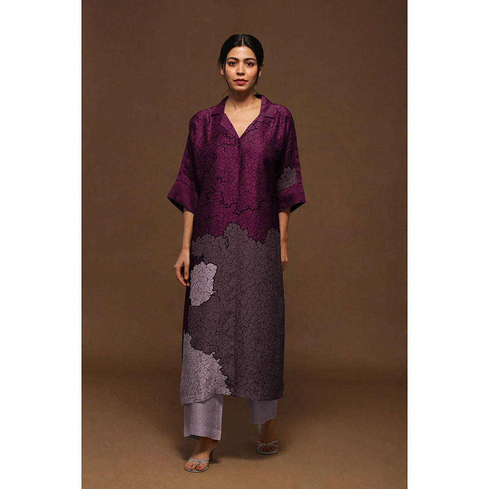 clos Mulberry Wood Half Collar Aesthetic Detail Long Kurta and Parallel Bottom (Set of 2)