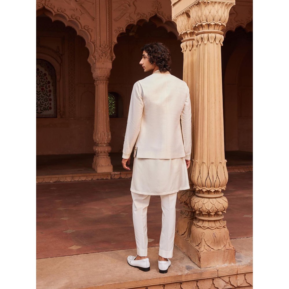 CONTRAST BY PARTH Ivory Amreen Nehru Jacket with Kurta and Pant (Set of 3)