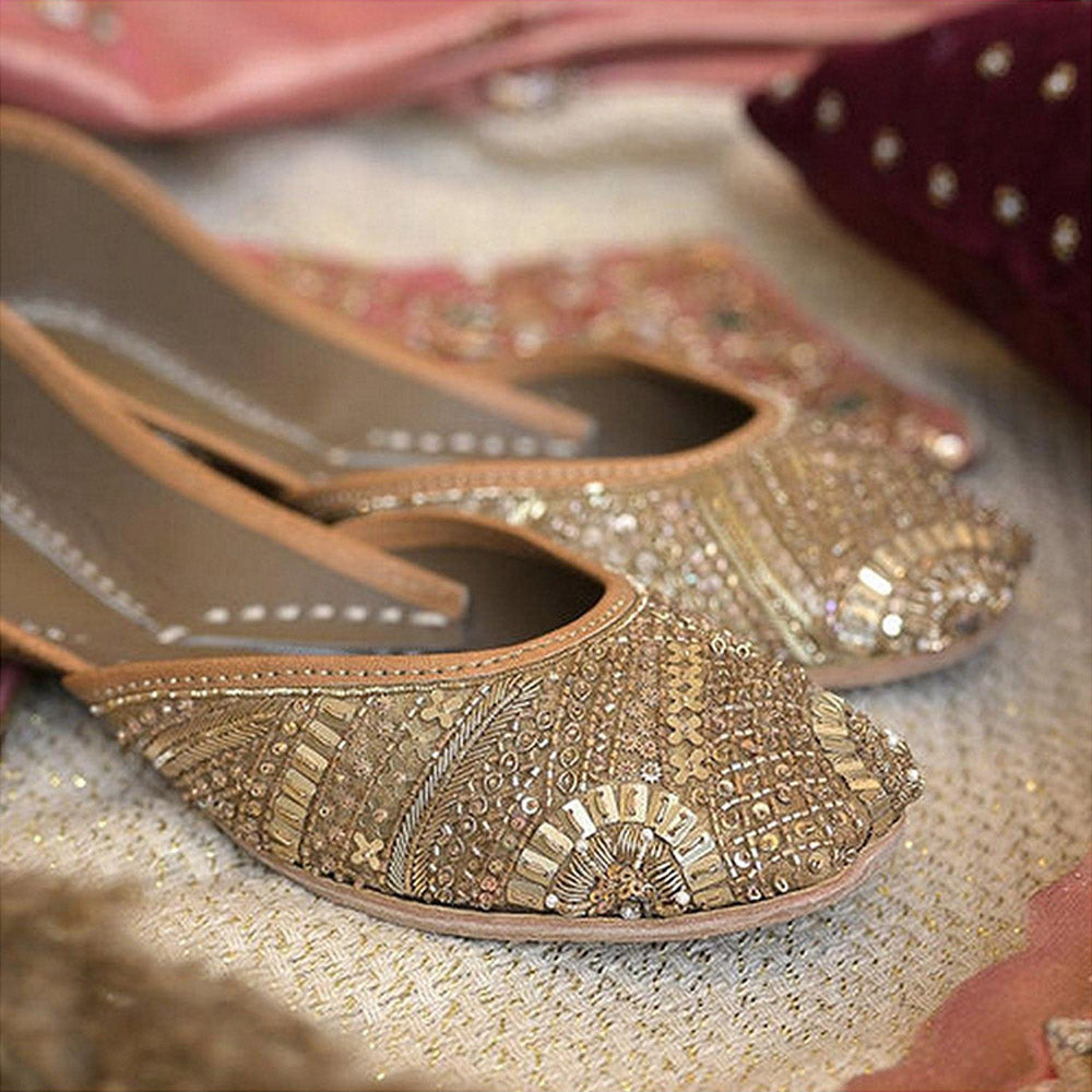 Coral Haze Women Beige Aara Juttis