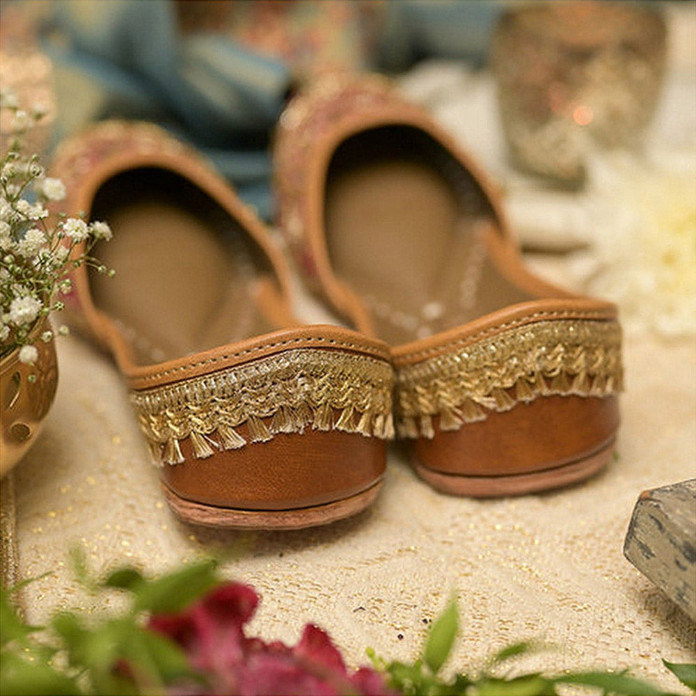 Coral Haze Ujaala Multi-Color Juttis